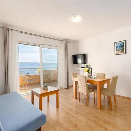 Stunning Apartment In Duce With Wifi 아파트