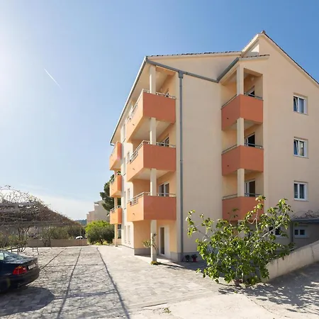 Stunning Apartment In Duce With Wifi 아파트 Duće